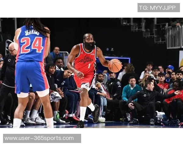 哈登谈最后一投被犯规的预感与比赛混乱局面