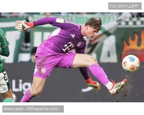 埃贝尔谈续约权归帕方面期待乌尔比希成为拜仁新门神